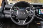 Toyota Camry Hybrid XLE 2017 года (NA)